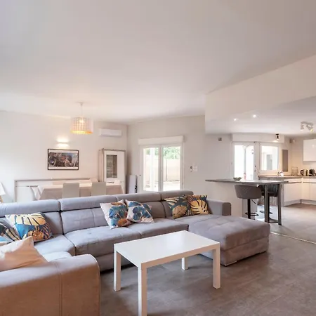 Le Chateau Jeannot * Diedenhofen